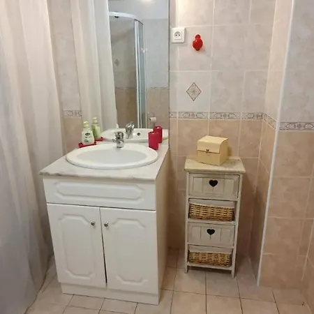 Daire Bas De Maison De Village Cosy & Relax Vero